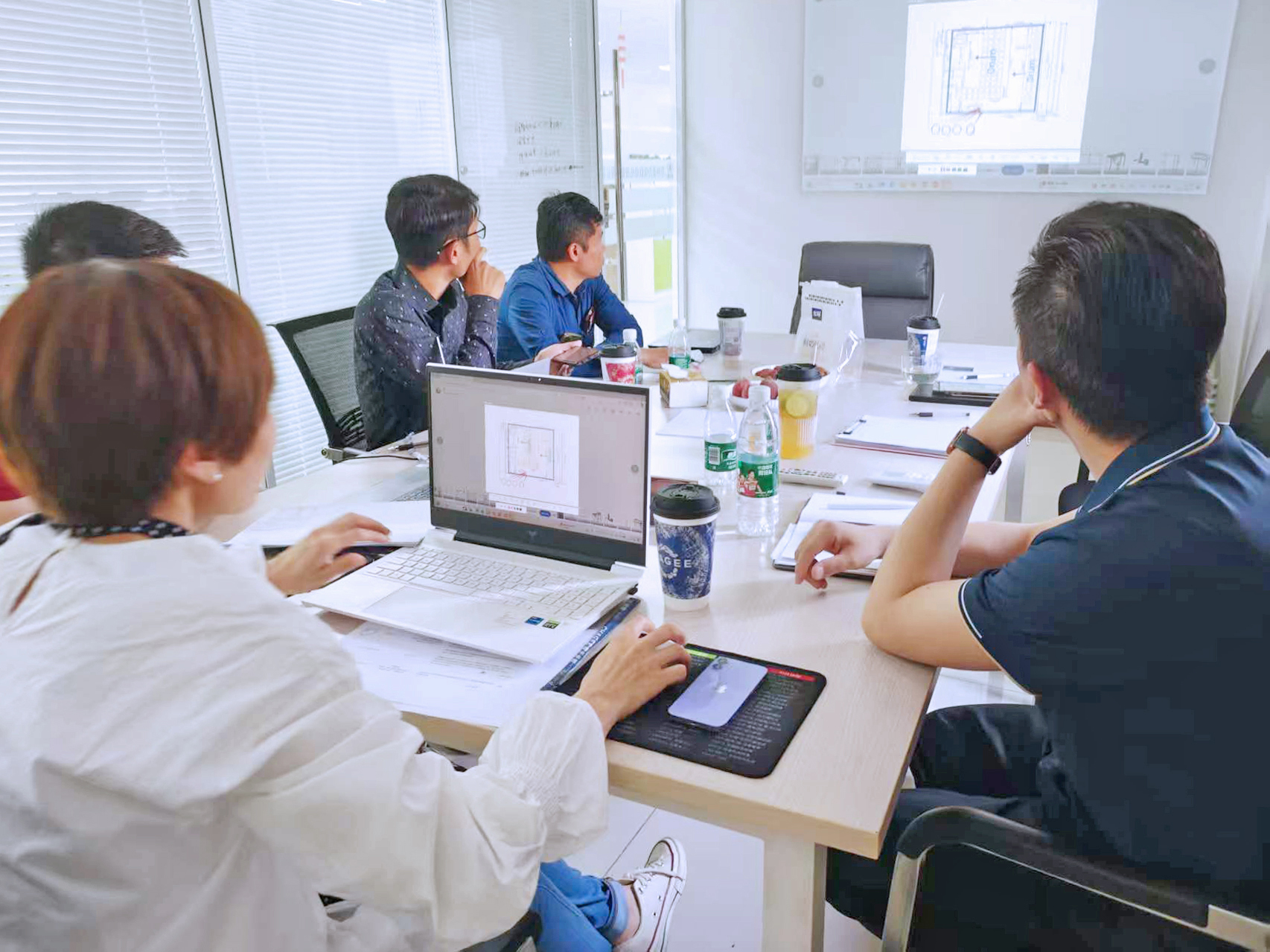 Indonesian Client Revisits Our Factory