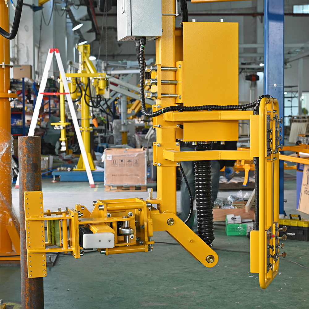 300kg Robot Arm Lifter with Grippers for Cylinder Bar Handling