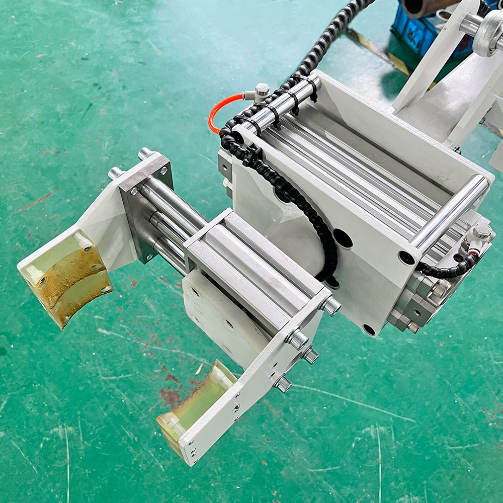 50kg Mini Robot Arm with Rotating for Cylindrical Bar Handling